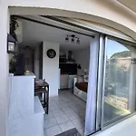Studio Grazel Jardin Ensoleille Avec Piscine Et Clim Classe 1 Etoile Gruissan