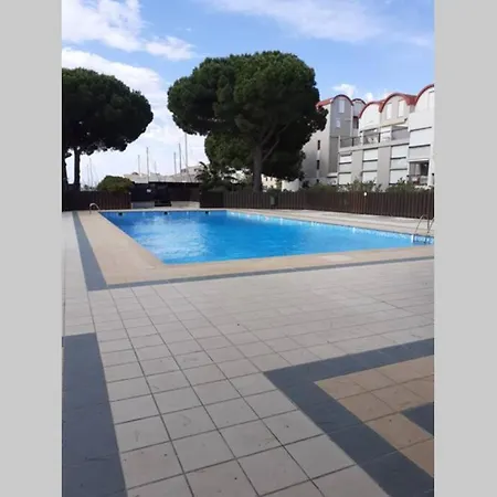 Διαμέρισμα Grazel Classe 1 Etoile Au Calme Rez De Chaussee Avec Piscine Et Jardin Gruissan