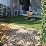 Jardin Ensoleille Avec Piscine Et Clim Classe 1 Etoile Proche Grazel