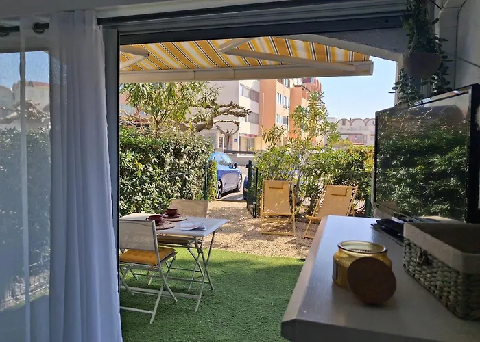 Studio Grazel Jardin Ensoleille Avec Piscine Et Clim Classe 1 Etoile * 그륏상